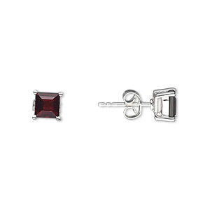 Earstud, garnet (natural) and sterling silver, 6mm with 5mm faceted square and post. Sold per pair.
