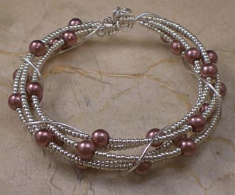 Sew, Cook, Laugh and Live: Memory wire bracelet, quick and super easy!