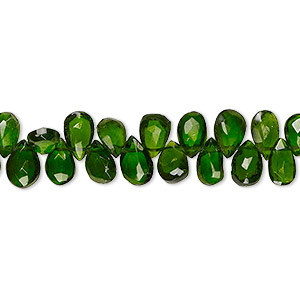 Bead, chrome diopside (natural), 5x4mm-7x5mm hand-cut top-drilled faceted puffed teardrop, B+ grade, Mohs hardness 5-1/2 to 6. Sold per 4-inch strand, approximately 35 beads.