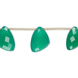 Bead, green onyx (dyed), 12x9x9mm-15x12x12mm graduated hand-cut top-drilled faceted irregular triangle, B+ grade, Mohs hardness 6-1/2 to 7. Sold per pkg of 6 beads.