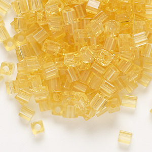Seed bead, Miyuki, glass, transparent tan, (SB132), 3.5-3.7mm square. Sold per 25-gram pkg.