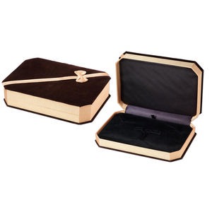 Gift and Presentation Boxes Velveteen Browns / Tans