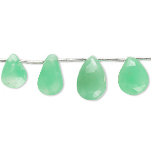Bead, chrysoprase (natural), 8x5mm-13x9mm graduated hand-cut top-drilled faceted puffed teardrop, B grade, Mohs hardness 6-1/2 to 7. Sold per 4-inch strand, approximately 11 beads.