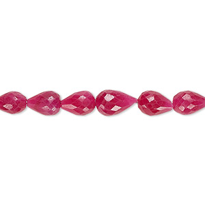 Bead, ruby (heated), 5x3mm-8x5mm hand-cut graduated faceted teardrop, C grade, Mohs hardness 9. Sold per 8-inch strand, approximately 30 beads.