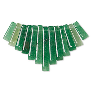 Focal, green aventurine (natural), 10-29mm graduated mini fan, B- grade, Mohs hardness 7. Sold per 13-piece set.