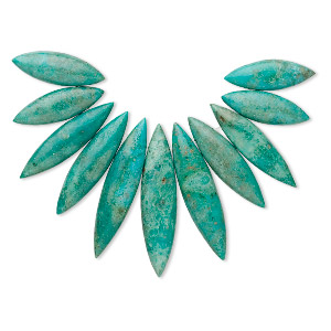 Bead, turquoise (dyed / stabilized), 30x9mm-53x12mm graduated fan, B grade, Mohs hardness 5 to 6. Sold per 11-piece set.