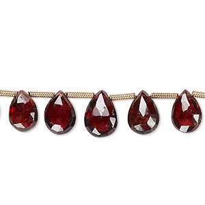 Bead, garnet (natural), 7x5mm-10x7mm graduated hand-cut top-drilled faceted puffed teardrop, B grade, Mohs hardness 7 to 7-1/2. Sold per 19-piece set.