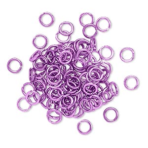 Jump ring, anodized aluminum, light purple, 4.5mm round, 2.9mm inside diameter, 20 gauge. Sold per pkg of 100.