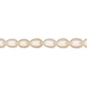 Pearl, cultured freshwater, peach, 4-5mm rice, B grade, Mohs hardness 2-1/2 to 4. Sold per 14-inch strand.