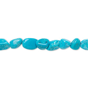 Bead, magnesite (dyed / stabilized), blue, small chip and small to extra-large pebble, Mohs hardness 3-1/2 to 4. Sold per 15-inch strand.