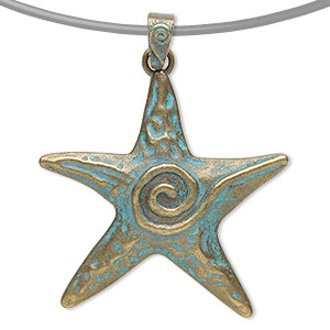 Pendant, antique brass-finished &quot;pewter&quot; (zinc-based alloy), green patina, 2-1/2 inch single-sided starfish with swirl design. Sold per pkg of 2.