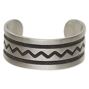 Bracelet, Everyday Jewelry, cuff, antiqued pewter, 25mm wide with zigzag and line design, 7-1/2 inches. Sold individually.