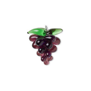 Drop, lampworked glass and silver-plated brass, purple and green, 21x18mm grapes. Sold individually.