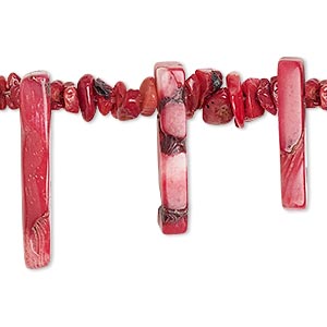 Bead, bamboo coral (dyed), red, medium chip and 16x4mm-60x5mm graduated top-drilled stick, C grade, Mohs hardness 3-1/2 to 4. Sold per 15-inch strand.